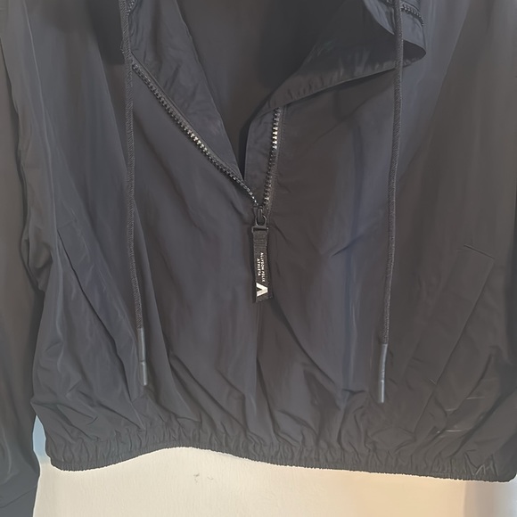 Allison Felix x Athleta Cropped Jacket - Picture 3 of 8